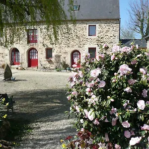 Dinan La Priquetais Bed & Breakfast