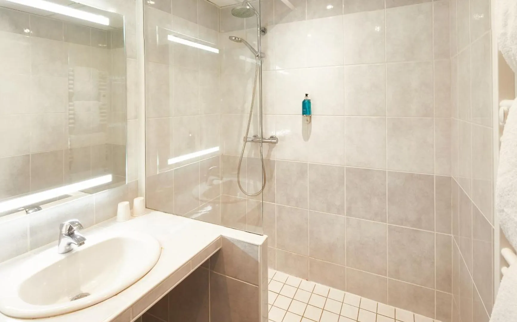 Hotel Aigue Marine Treguier 3*,