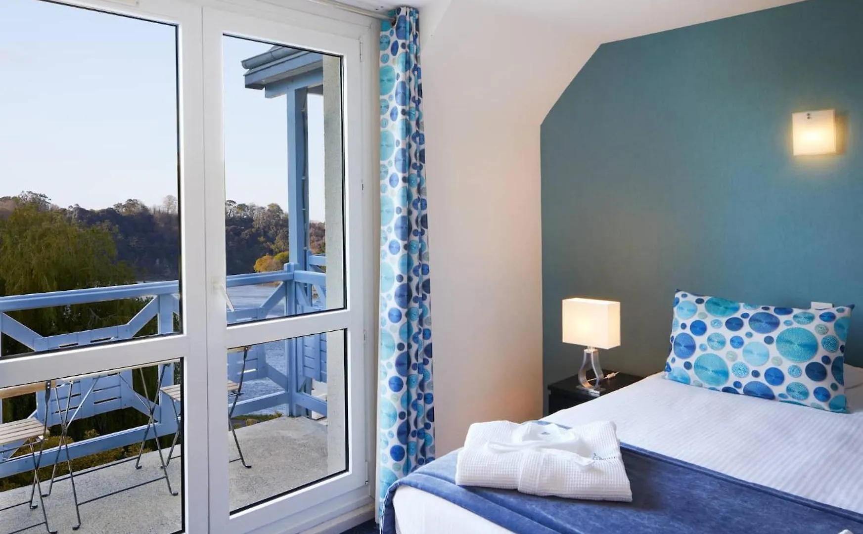 Hotel Aigue Marine Treguier 3*,