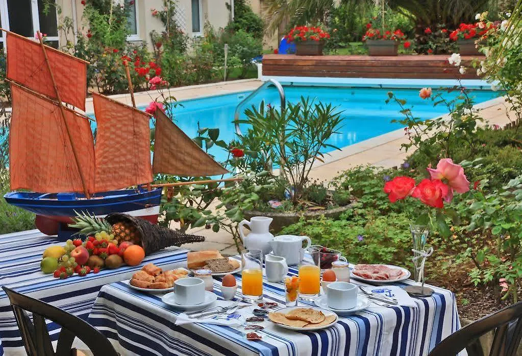 Hotel Aigue Marine Treguier 3*,  France